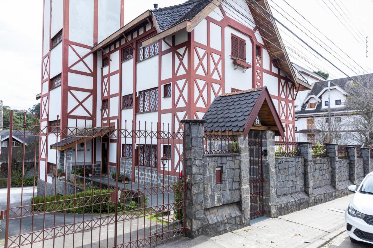 3 Quartos No Capivari Com Lareira * Campos do Jordao